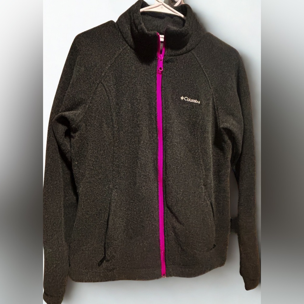 Columbia Women's Dark Gray Jacket with Pink Zipper